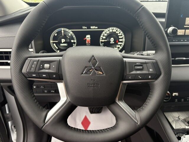 2025 Mitsubishi Outlander PHEV ES Whitecourt AB