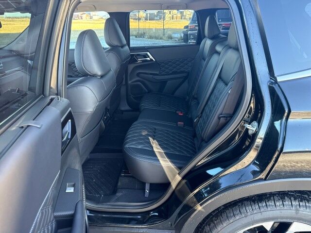 2025 Mitsubishi Outlander PHEV GT Grande Prairie AB