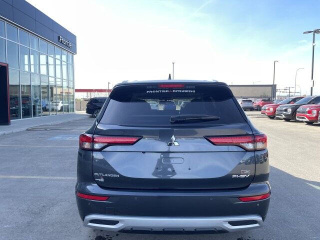 2025 Mitsubishi Outlander PHEV GT Grande Prairie AB