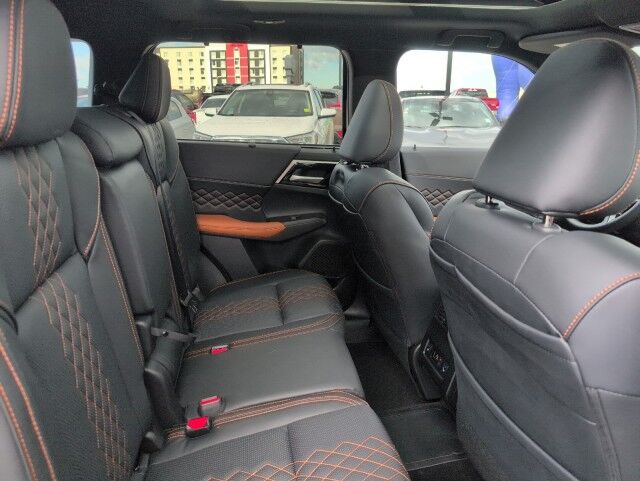 2025 Mitsubishi Outlander PHEV GT Whitecourt AB