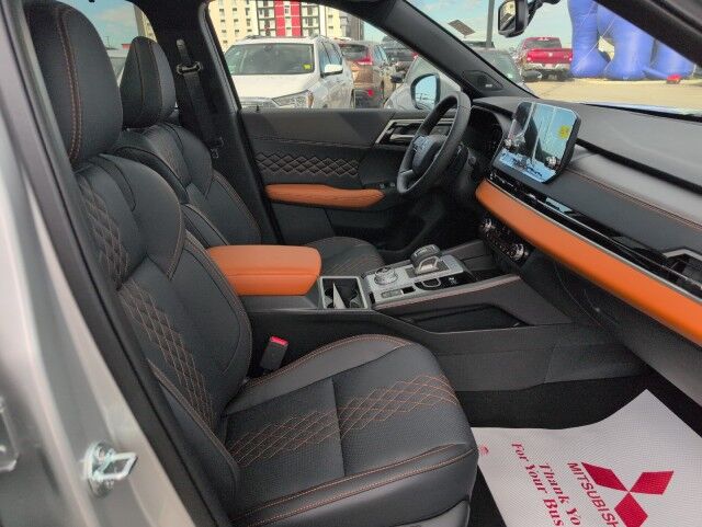 2025 Mitsubishi Outlander PHEV GT Whitecourt AB