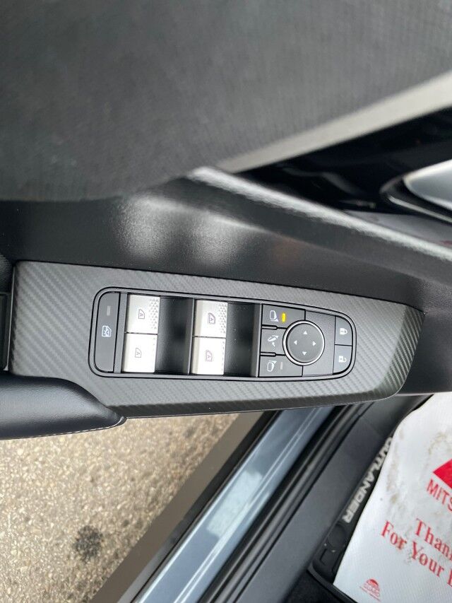 2025 Mitsubishi Outlander PHEV LE Grande Prairie AB
