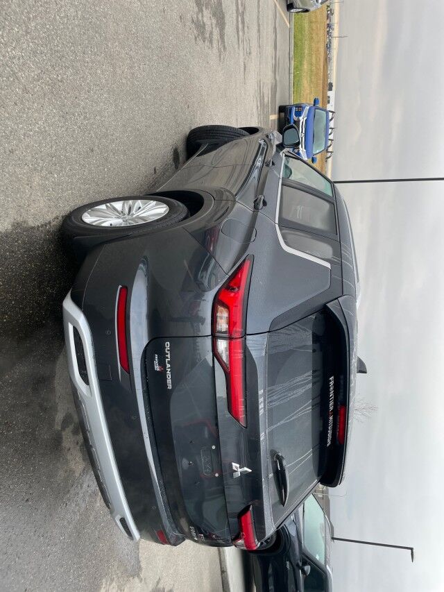 2025 Mitsubishi Outlander PHEV LE Grande Prairie AB