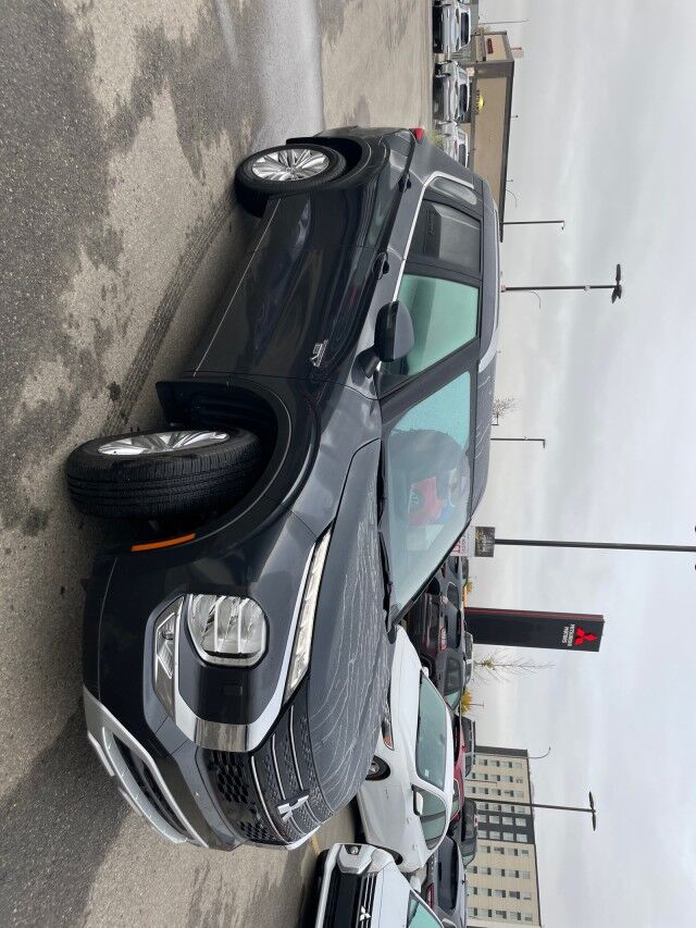 2025 Mitsubishi Outlander PHEV LE Grande Prairie AB