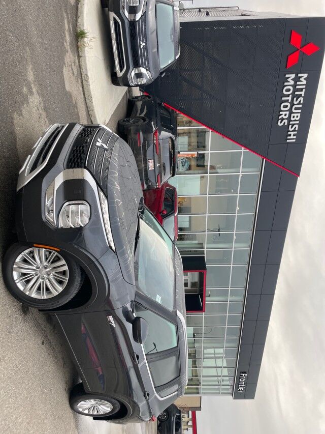 2025 Mitsubishi Outlander PHEV LE Grande Prairie AB