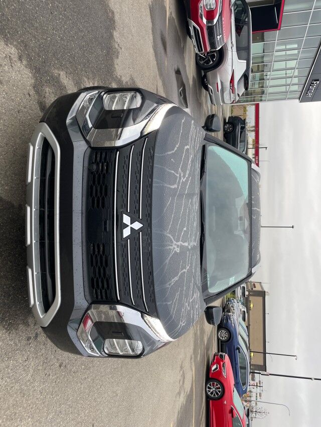 2025 Mitsubishi Outlander PHEV LE Grande Prairie AB