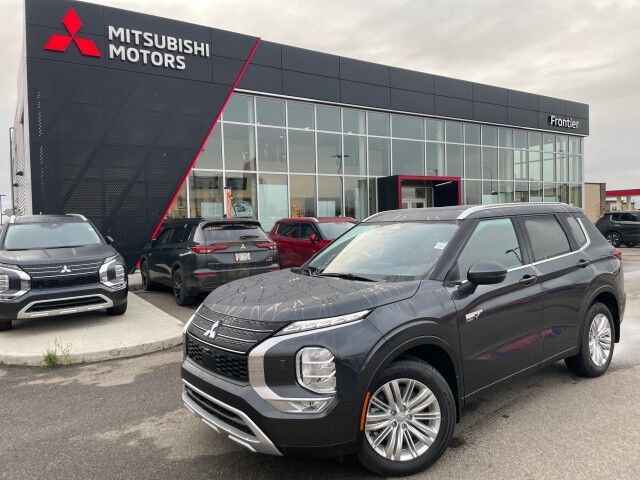2025 Mitsubishi Outlander PHEV LE