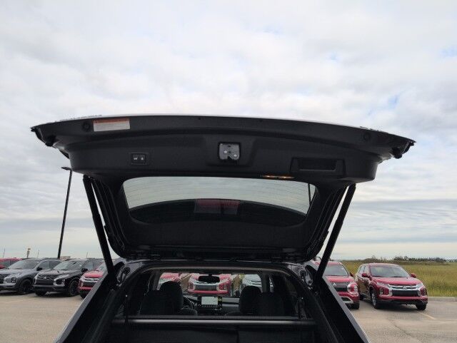 2025 Mitsubishi Outlander PHEV LE Grande Prairie AB