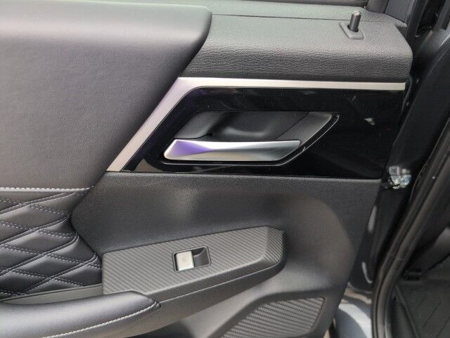 2025 Mitsubishi Outlander PHEV LE Grande Prairie AB