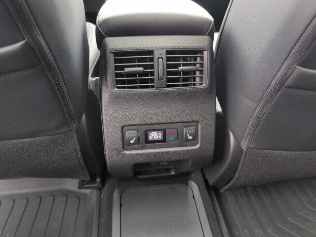 2025 Mitsubishi Outlander PHEV LE Grande Prairie AB