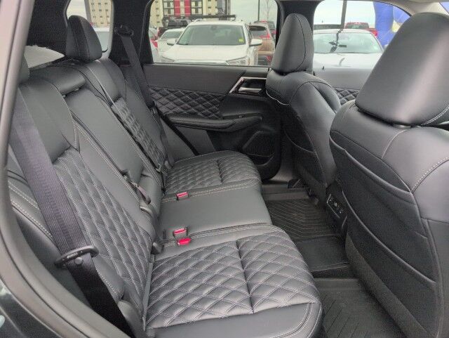 2025 Mitsubishi Outlander PHEV LE Grande Prairie AB