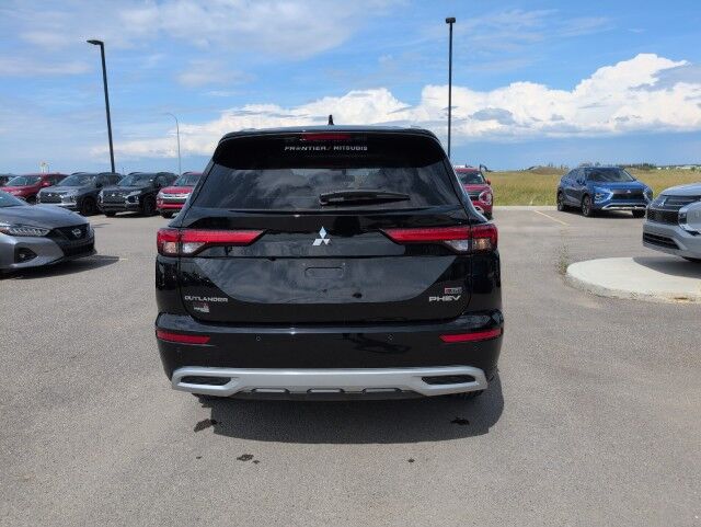 2025 Mitsubishi Outlander PHEV LE Grande Prairie AB