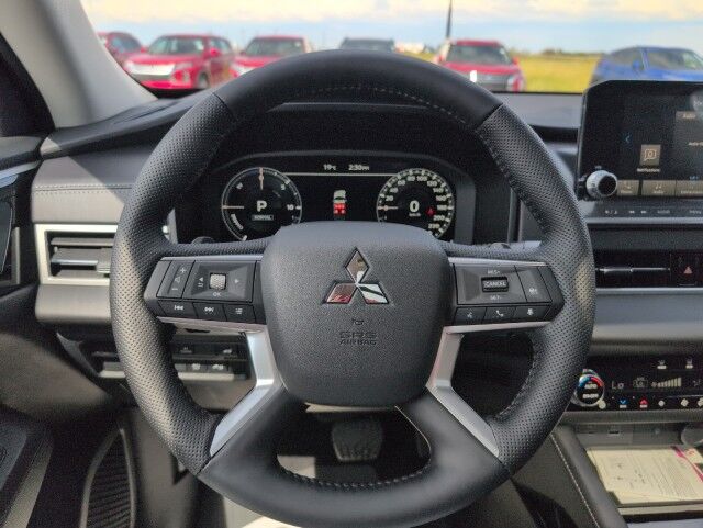 2025 Mitsubishi Outlander PHEV LE Grande Prairie AB