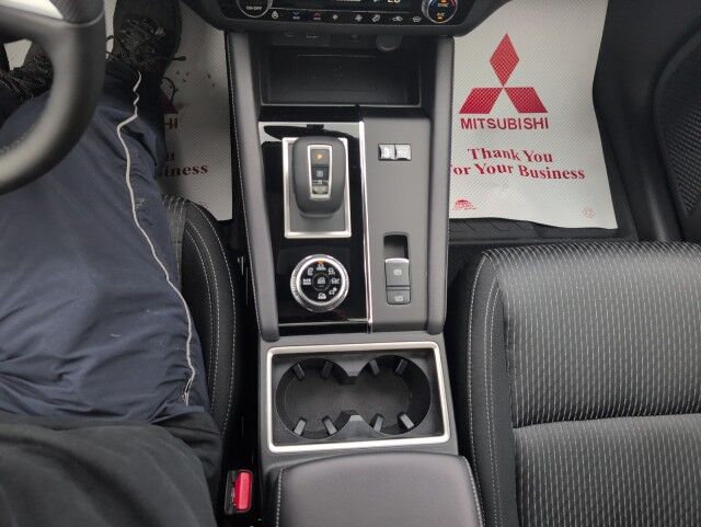 2025 Mitsubishi Outlander PHEV LE Grande Prairie AB