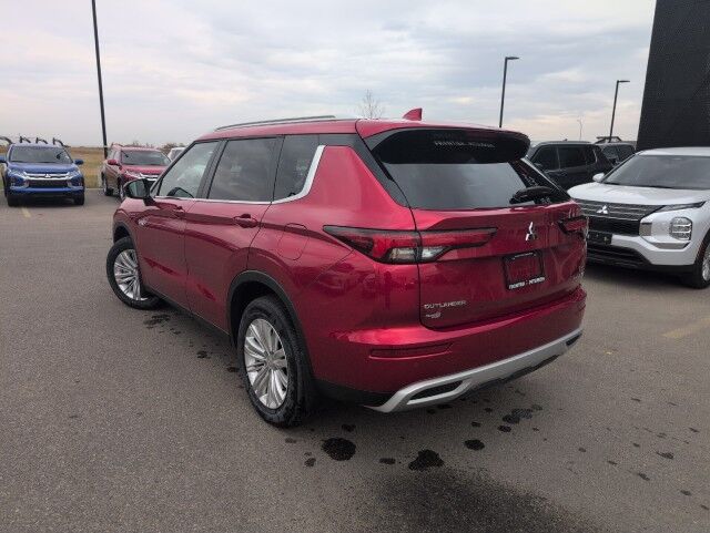 2025 Mitsubishi Outlander PHEV LE Grande Prairie AB