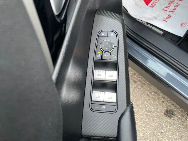 2025 Mitsubishi Outlander PHEV LE Whitecourt AB