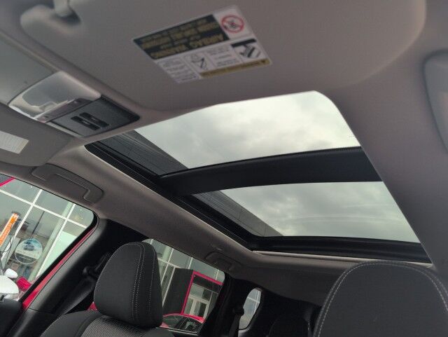 2025 Mitsubishi Outlander PHEV LE Whitecourt AB