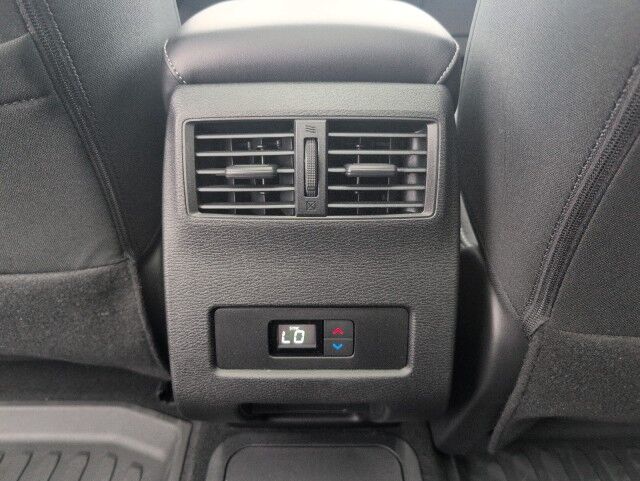 2025 Mitsubishi Outlander PHEV LE Whitecourt AB