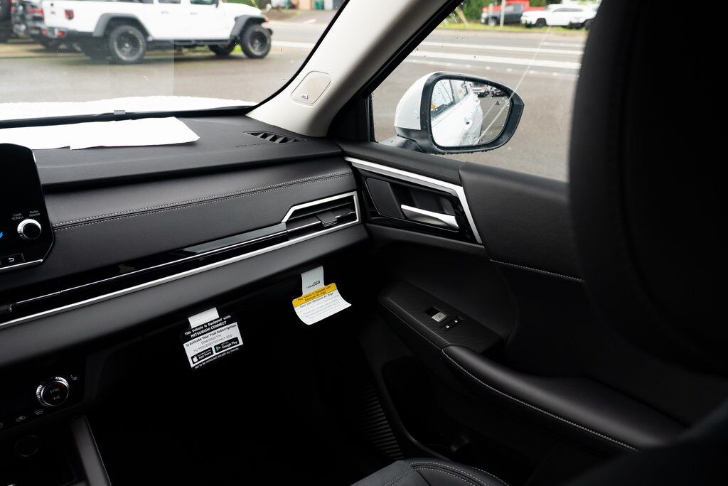 2025 Mitsubishi Outlander PHEV SE Milwaukie OR