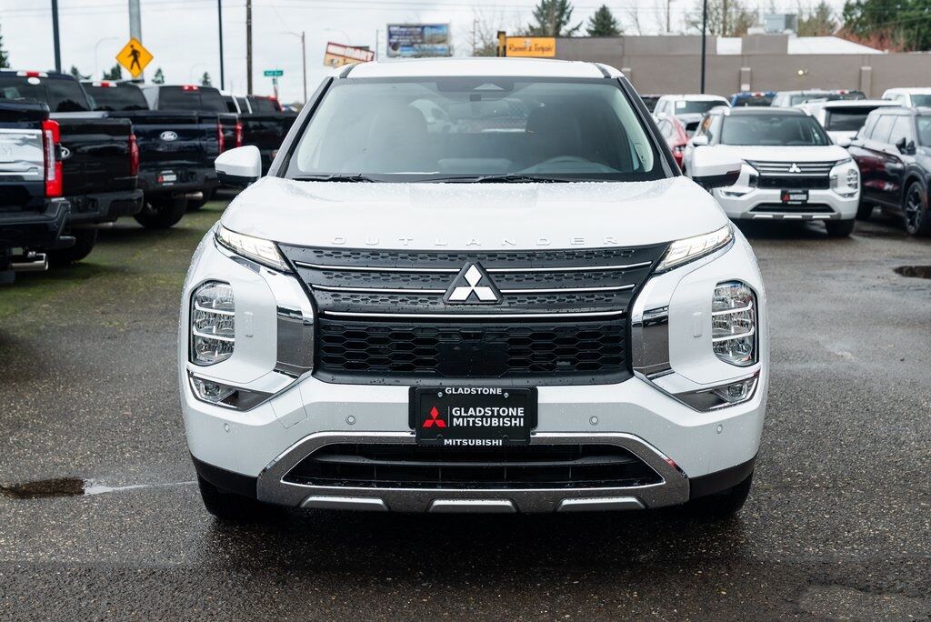 2025 Mitsubishi Outlander PHEV SE Milwaukie OR