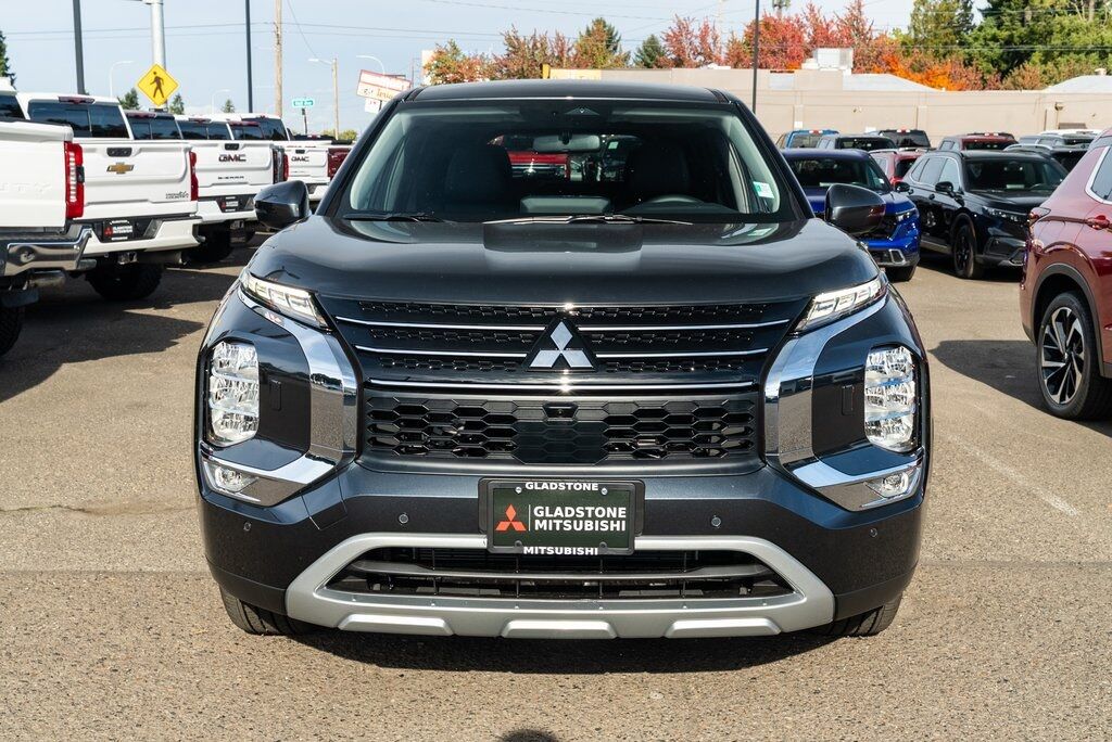 2025 Mitsubishi Outlander PHEV SE Milwaukie OR