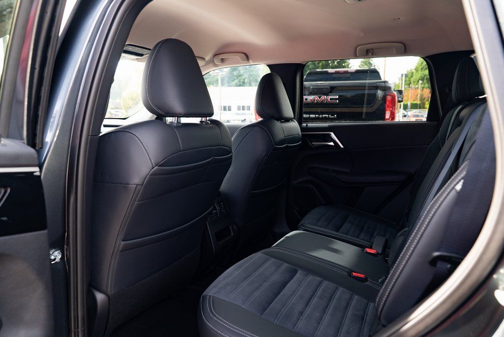 2025 Mitsubishi Outlander PHEV SE Milwaukie OR