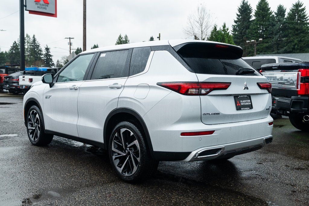 2025 Mitsubishi Outlander PHEV SE Milwaukie OR