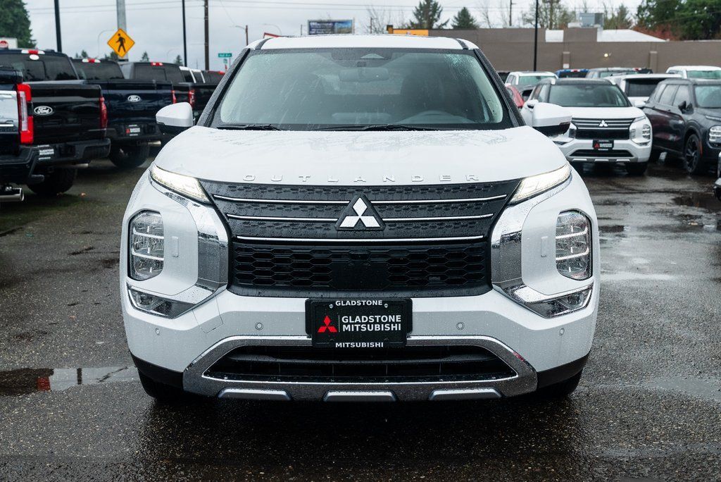 2025 Mitsubishi Outlander PHEV SE Milwaukie OR
