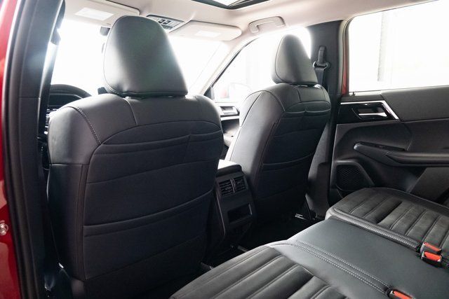 2025 Mitsubishi Outlander PHEV SE Milwaukie OR