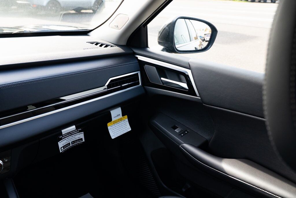 2025 Mitsubishi Outlander PHEV SE Milwaukie OR