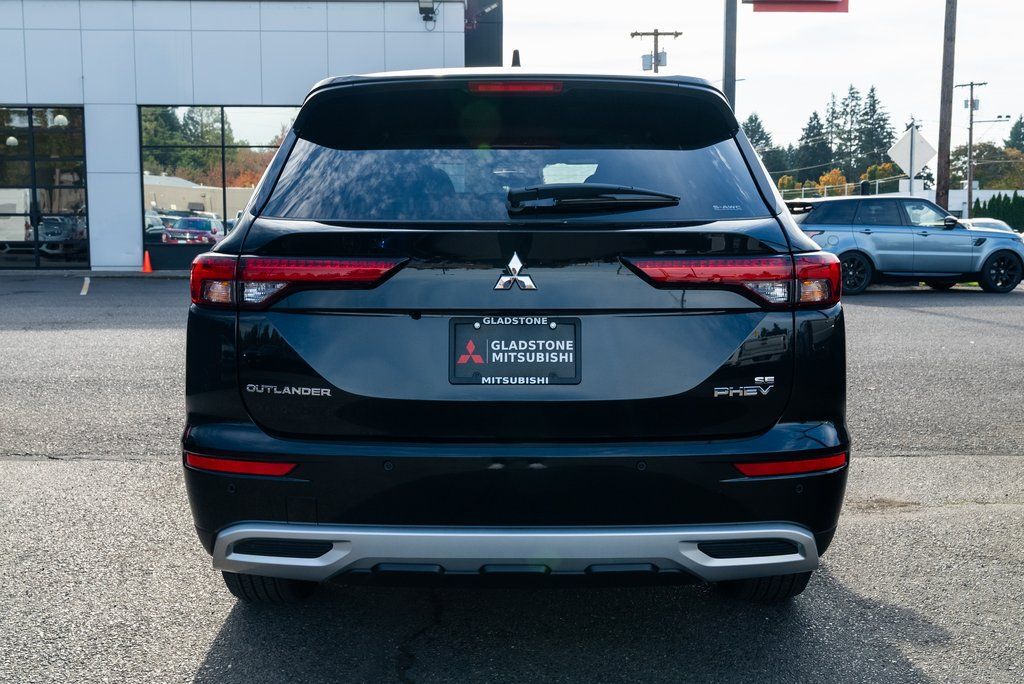 2025 Mitsubishi Outlander PHEV SE Milwaukie OR