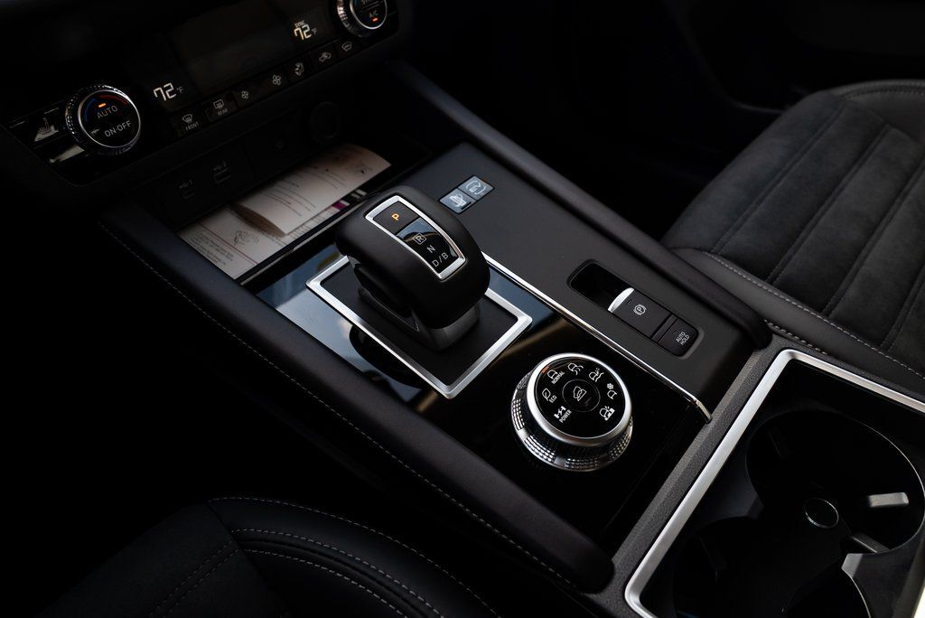 2025 Mitsubishi Outlander PHEV SE Milwaukie OR