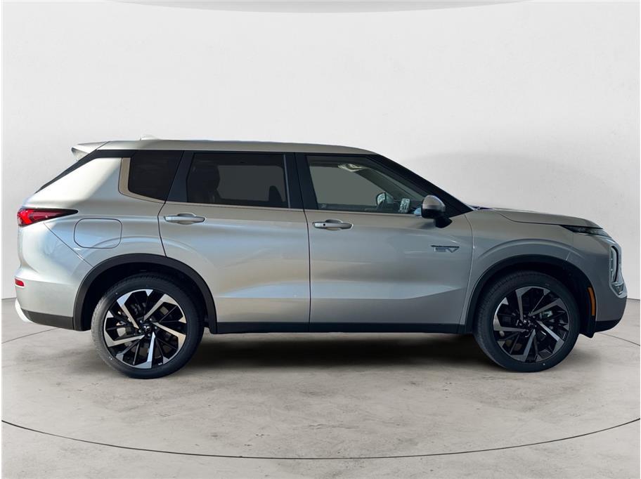 2025 Mitsubishi Outlander PHEV SE Sport Utility 4D Folsom CA