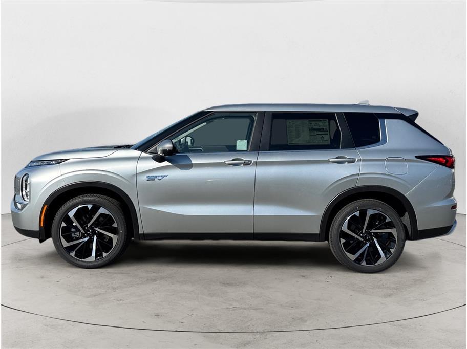 2025 Mitsubishi Outlander PHEV SE Sport Utility 4D