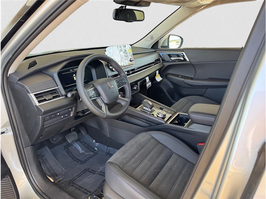 2025 Mitsubishi Outlander PHEV SE Sport Utility 4D Folsom CA