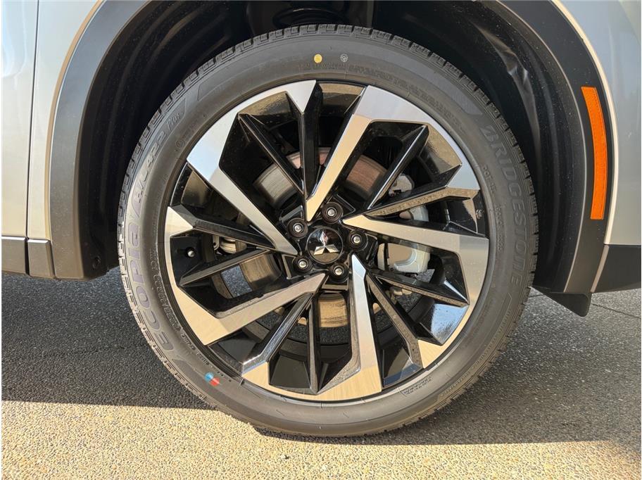 2025 Mitsubishi Outlander PHEV SE Sport Utility 4D Folsom CA