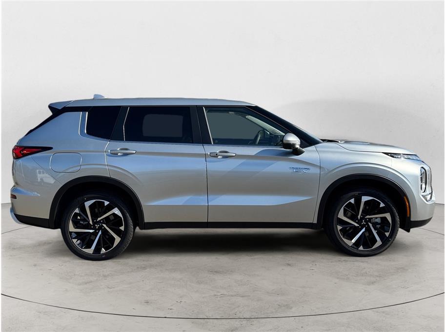 2025 Mitsubishi Outlander PHEV SE Sport Utility 4D Folsom CA