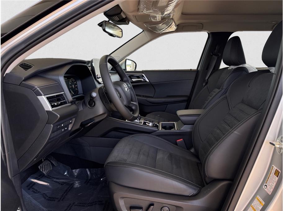 2025 Mitsubishi Outlander PHEV SE Sport Utility 4D Folsom CA