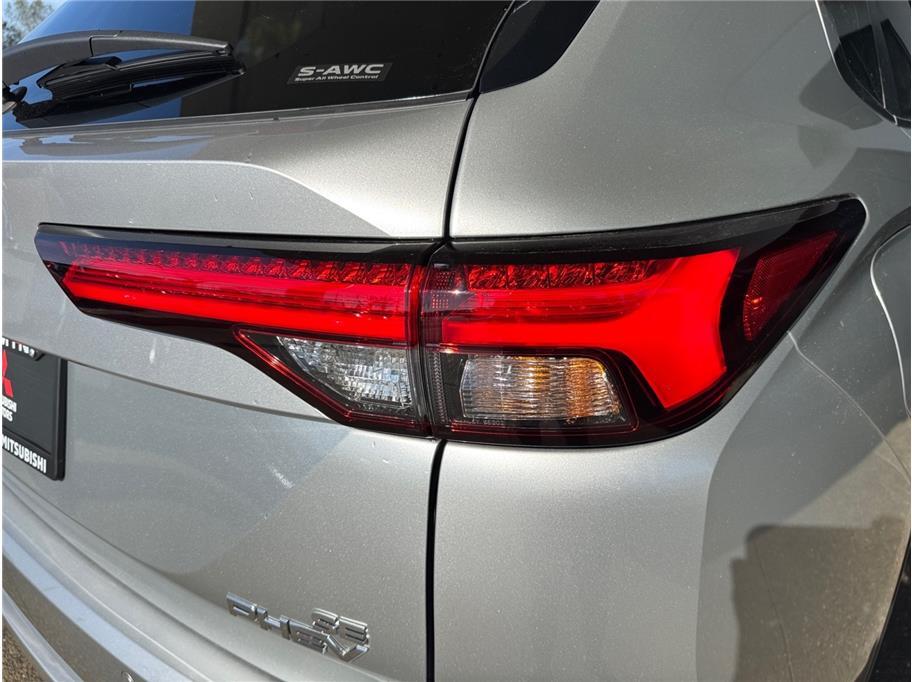 2025 Mitsubishi Outlander PHEV SE Sport Utility 4D Folsom CA