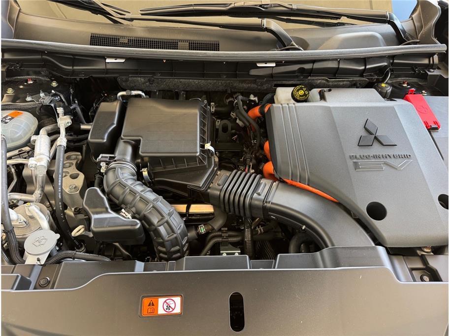 2025 Mitsubishi Outlander PHEV SE Sport Utility 4D Folsom CA