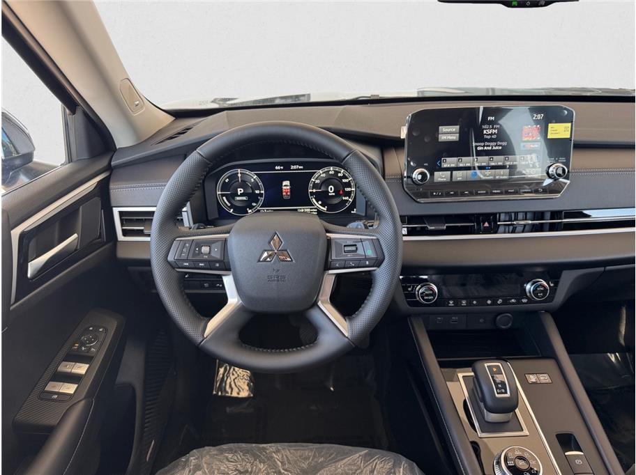 2025 Mitsubishi Outlander PHEV SE Sport Utility 4D Folsom CA