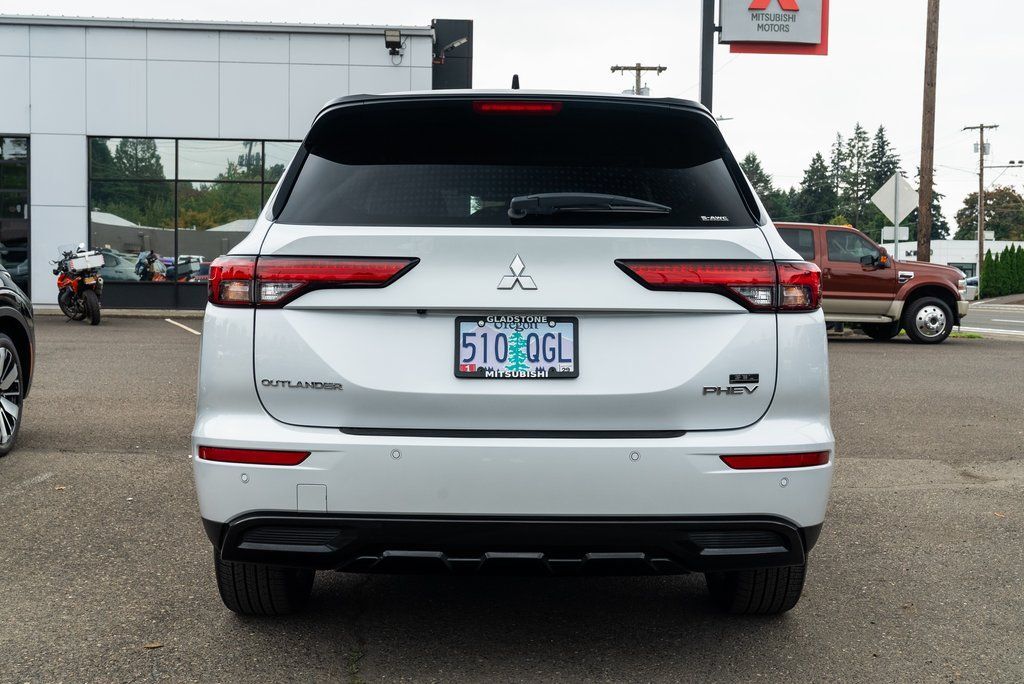2025 Mitsubishi Outlander PHEV SEL Black Edition Milwaukie OR