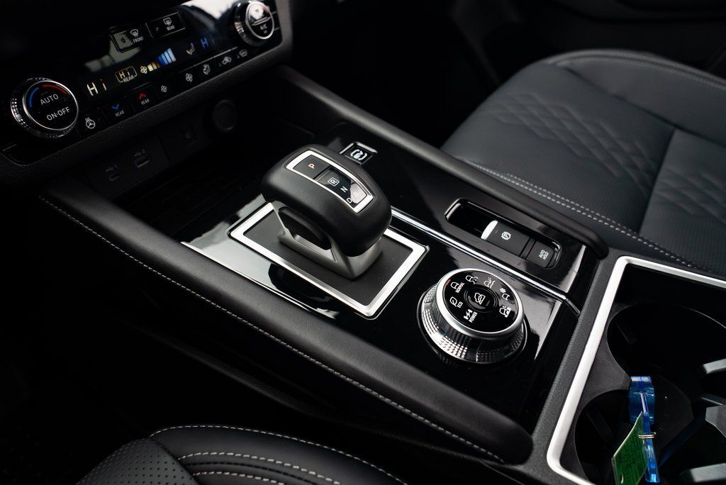 2025 Mitsubishi Outlander PHEV SEL Black Edition Milwaukie OR