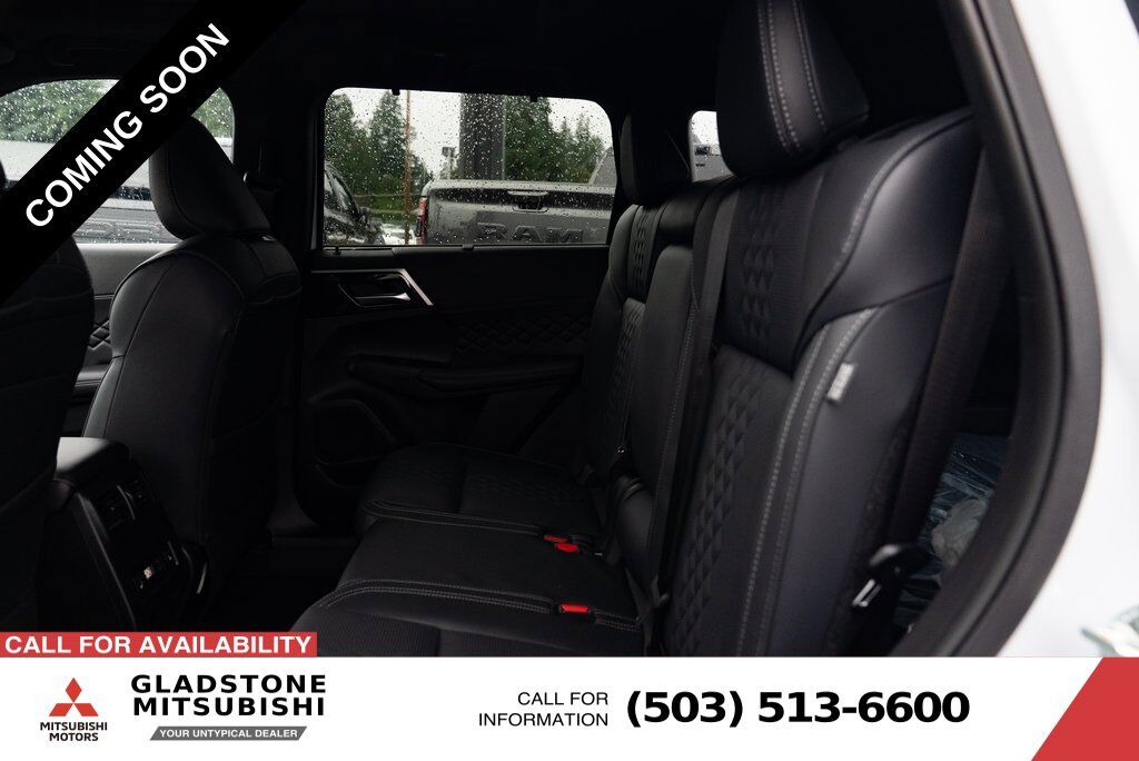 2025 Mitsubishi Outlander PHEV SEL Black Edition Milwaukie OR