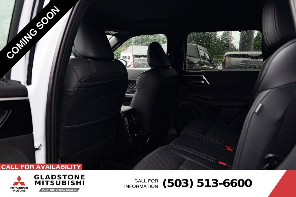 2025 Mitsubishi Outlander PHEV SEL Black Edition Milwaukie OR