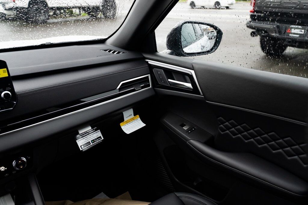 2025 Mitsubishi Outlander PHEV SEL Black Edition Milwaukie OR