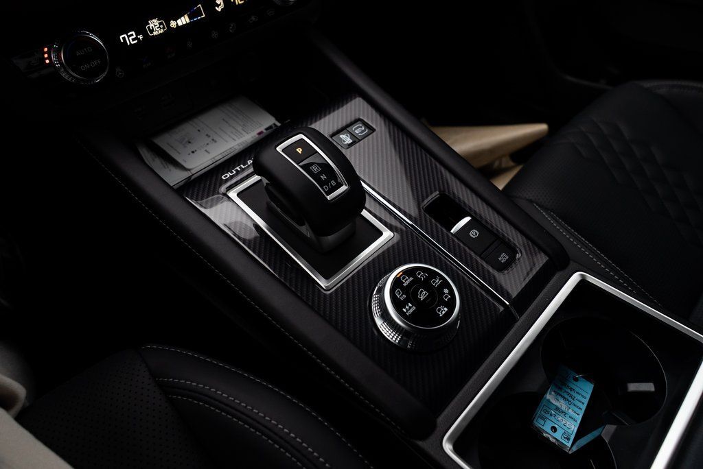 2025 Mitsubishi Outlander PHEV SEL Black Edition Milwaukie OR