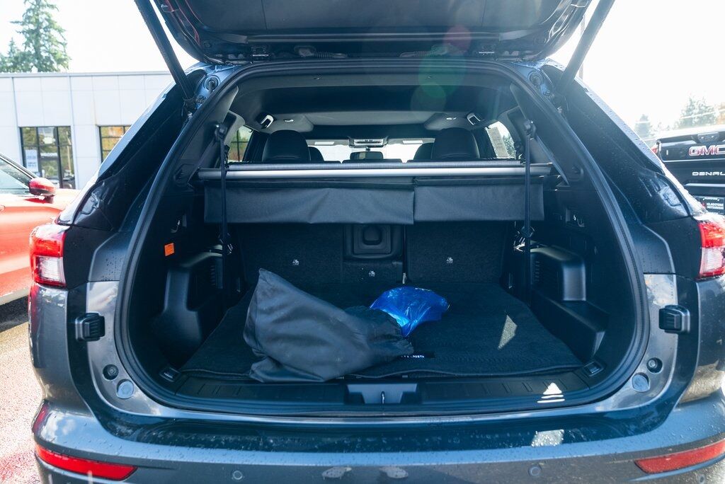 2025 Mitsubishi Outlander PHEV SEL Black Edition Milwaukie OR