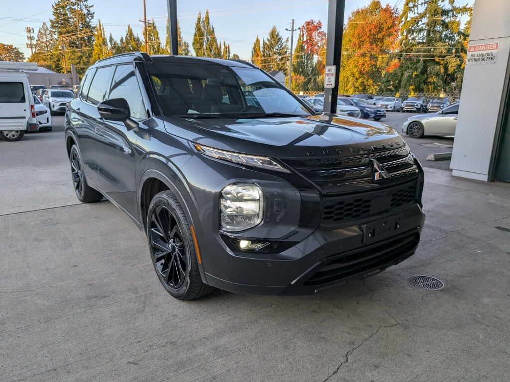 2025 Mitsubishi Outlander PHEV SEL Black Edition Milwaukie OR