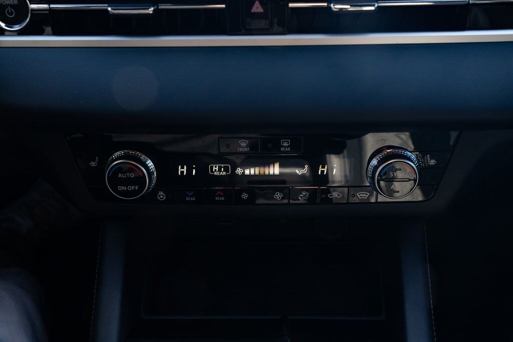 2025 Mitsubishi Outlander PHEV SEL Black Edition Milwaukie OR